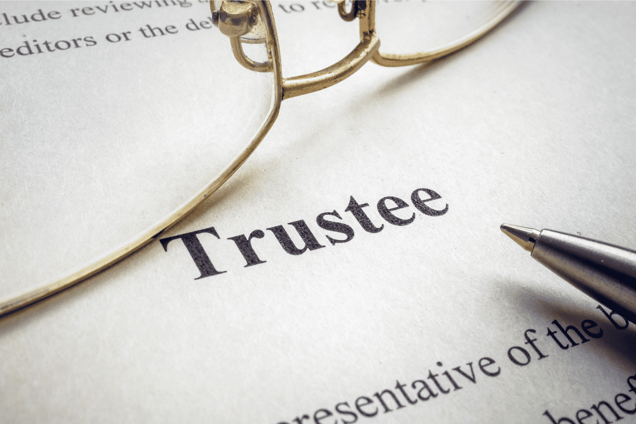 Choosing a Third-Party Trustee: The Benefits and Advantages From a Fairfax Trust Lawyer